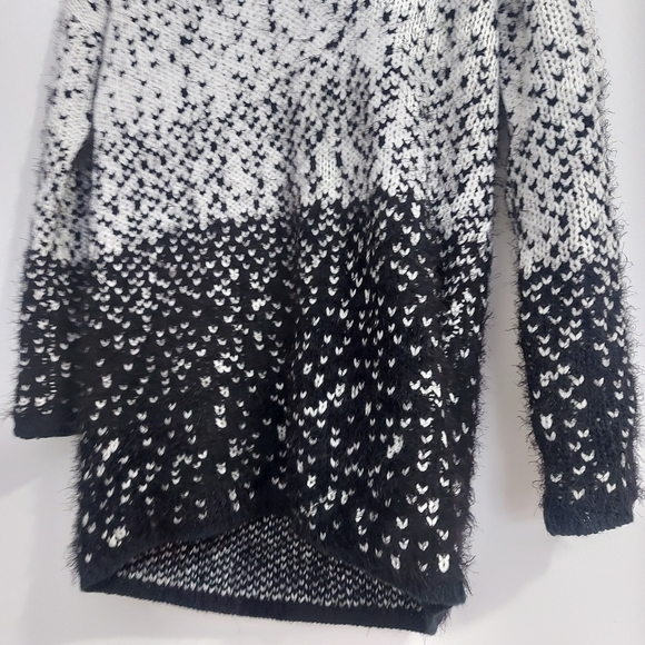 Trouve Ombre V Neck Sweater Sz Xs - Picture 6 of 7